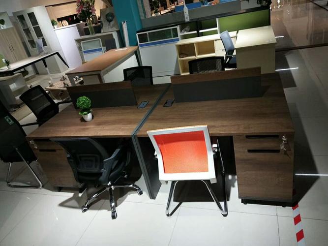 临沂市办公家具 厂家展厅 鲁南家具城
